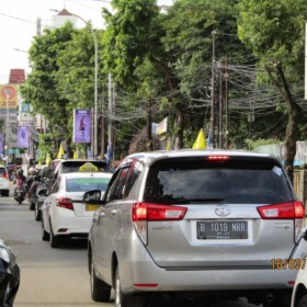 KEMANG NEONBOX KEMANG NEONBOX